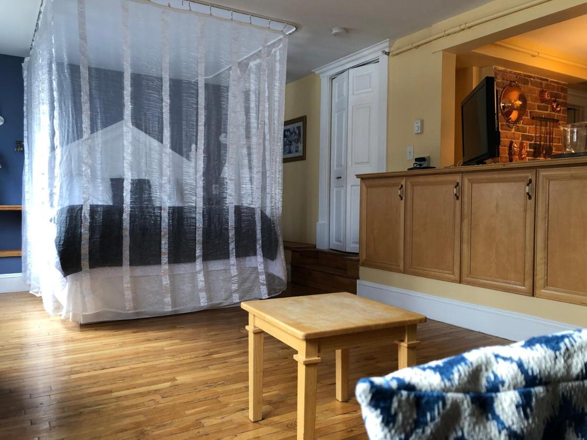 Leaside Manor Bed & Breakfast St. John's Bagian luar foto